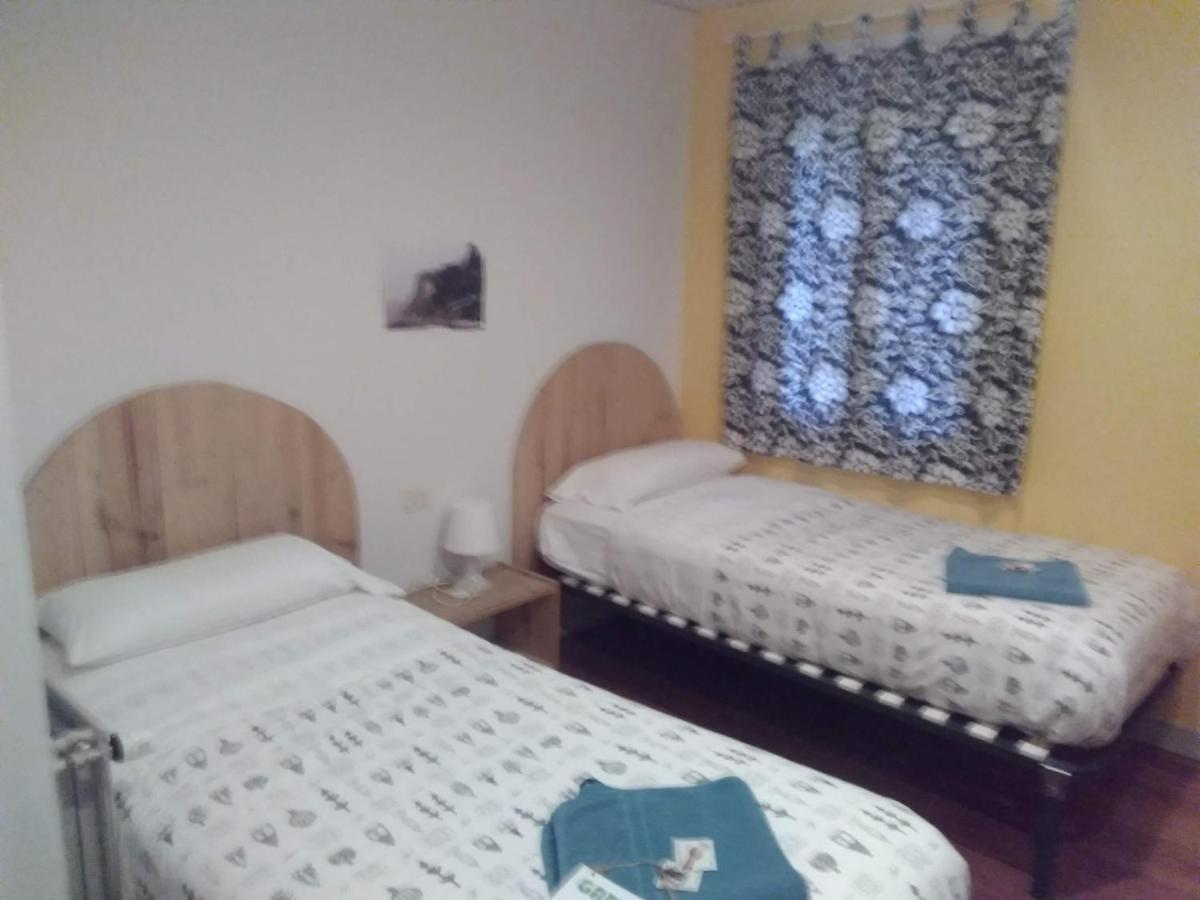 Arrigorri Ostatu Jatetxea Hotell Ondarroa Exteriör bild